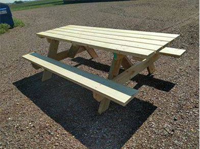 Swedes Picnic Table Rental